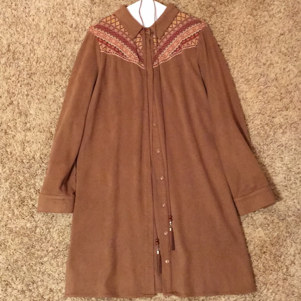Tan boutique dress!